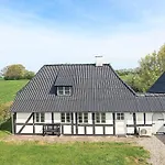 4 Person In Tranekær