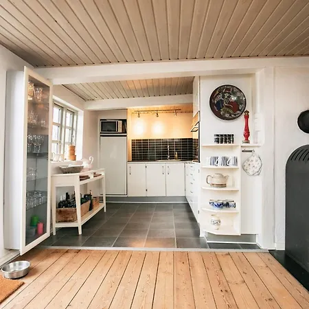 4 Person In Casa de Férias Tranekær