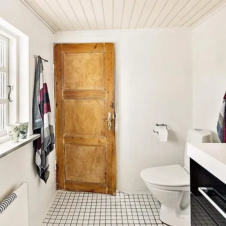 4 Person In Dom wakacyjny Tranekær