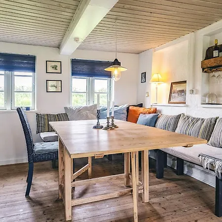 Feriehus 4 Person In